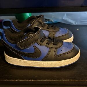 Nike Kids Black and Blue Velcro Sneakers
